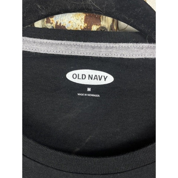 A Nightmare Before Christmas Short Sleeve T-Shirt Black MEDIUM Old Navy - Picture 3 of 10